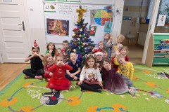 Ubieranie choinki Słoneczka